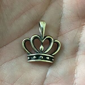 James Avery Retired Queen Of Hearts Pendant